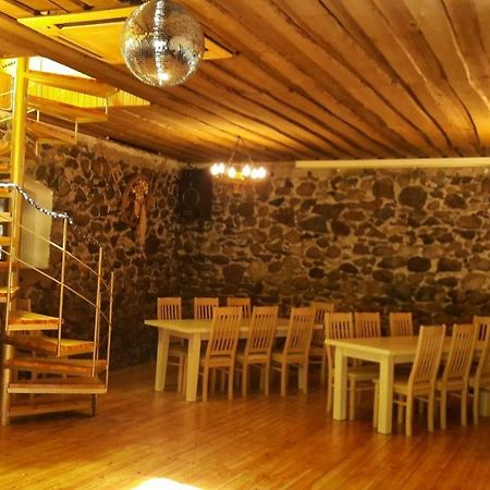 Viesu Nams Klanas Hotel Engure Exterior photo